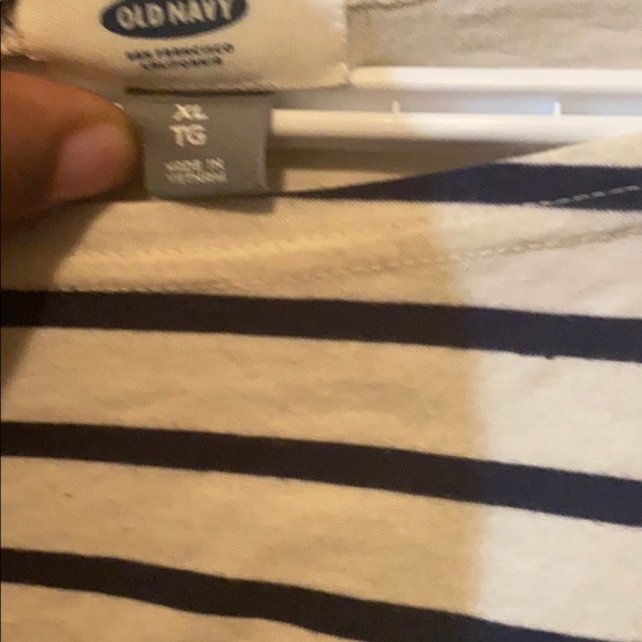 Old Navy Tops - Picture 4 of 4